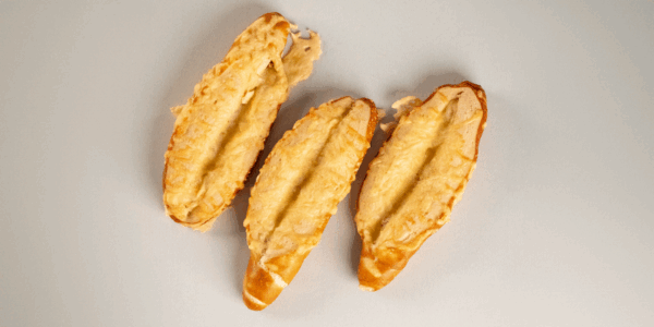 Laugenstange mit Emmentaler überbacken – Bild 3